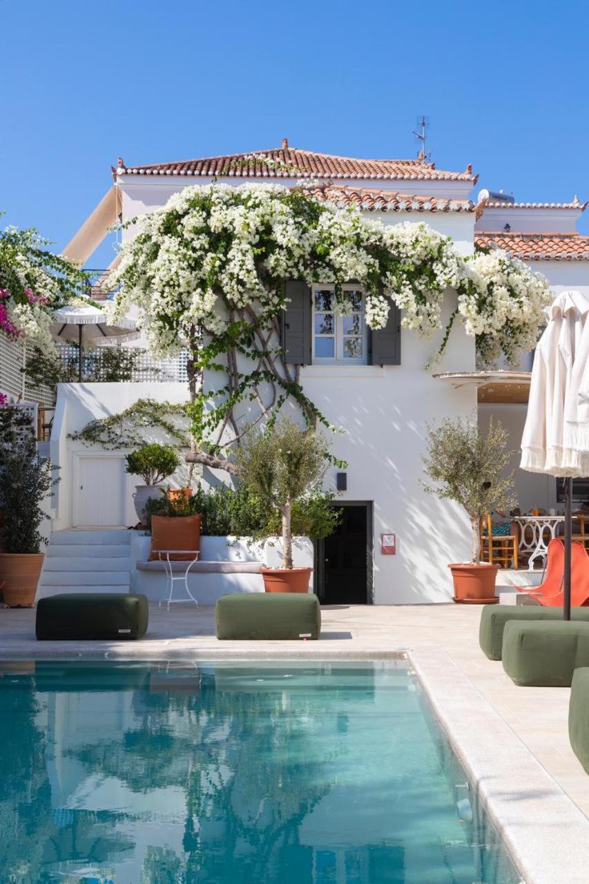 Hotel Yayaki Spetses Exterior foto
